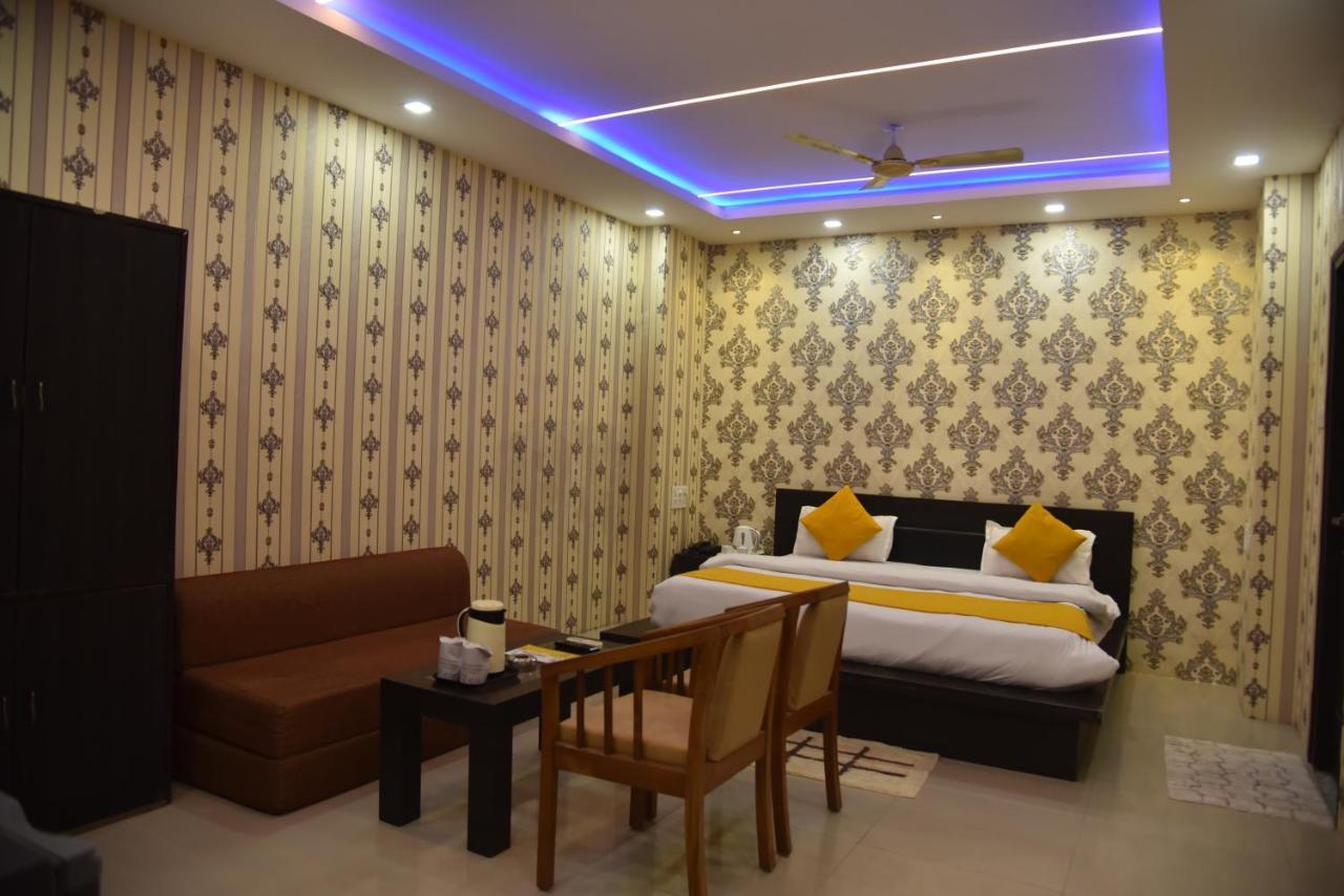 Hotel Nexus L In Charbagh