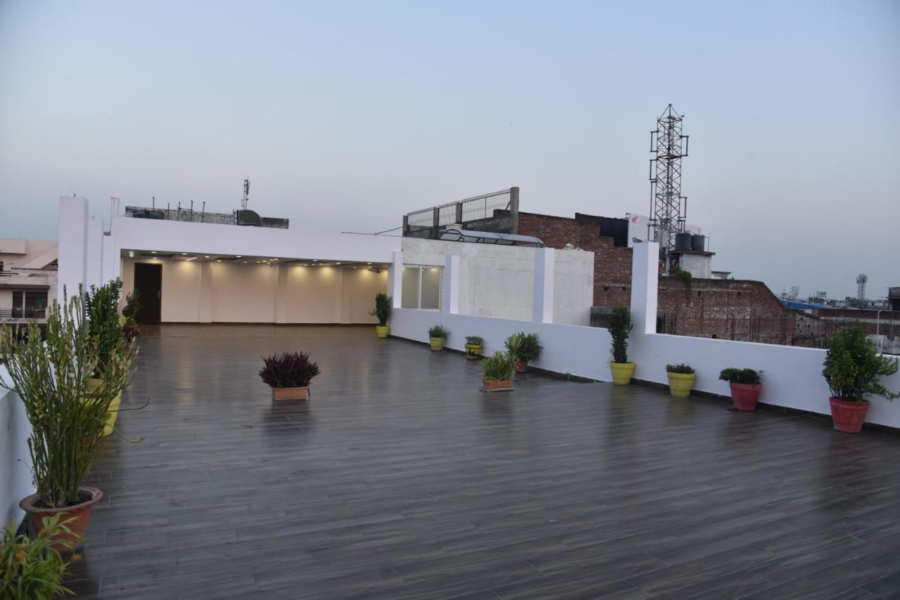 Hotel Nexus L In Charbagh