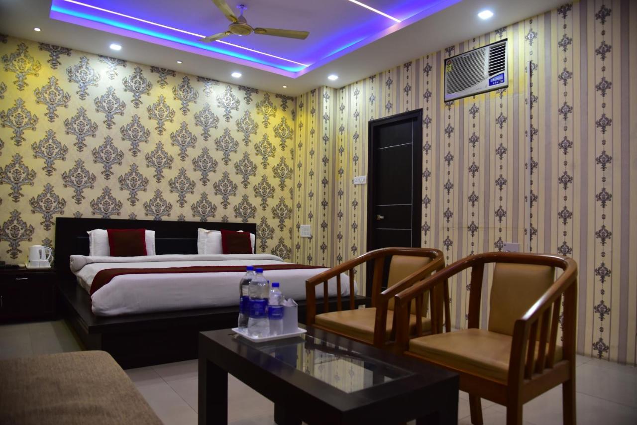Nexus L In Charbagh Hotel Lucknow