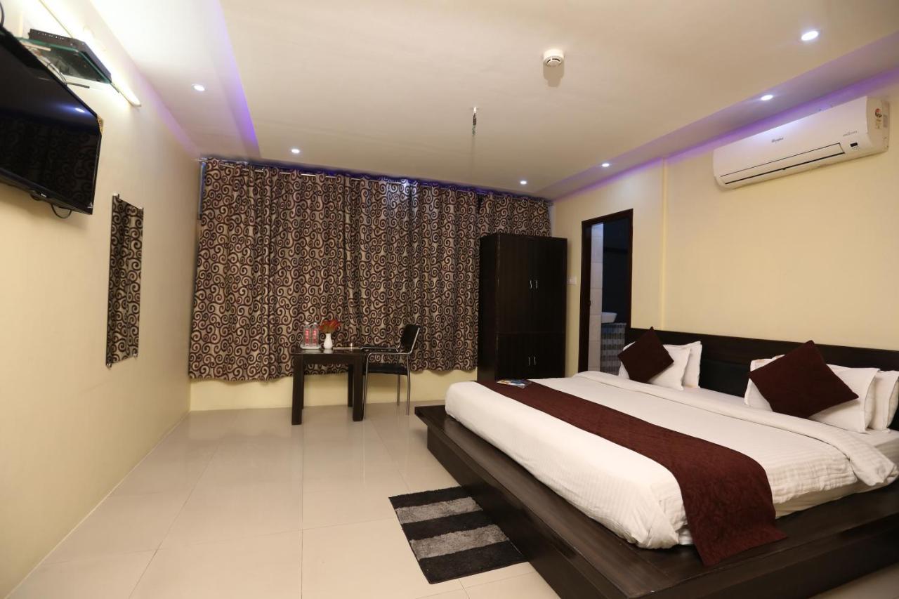Nexus L In Charbagh Hotel Lucknow