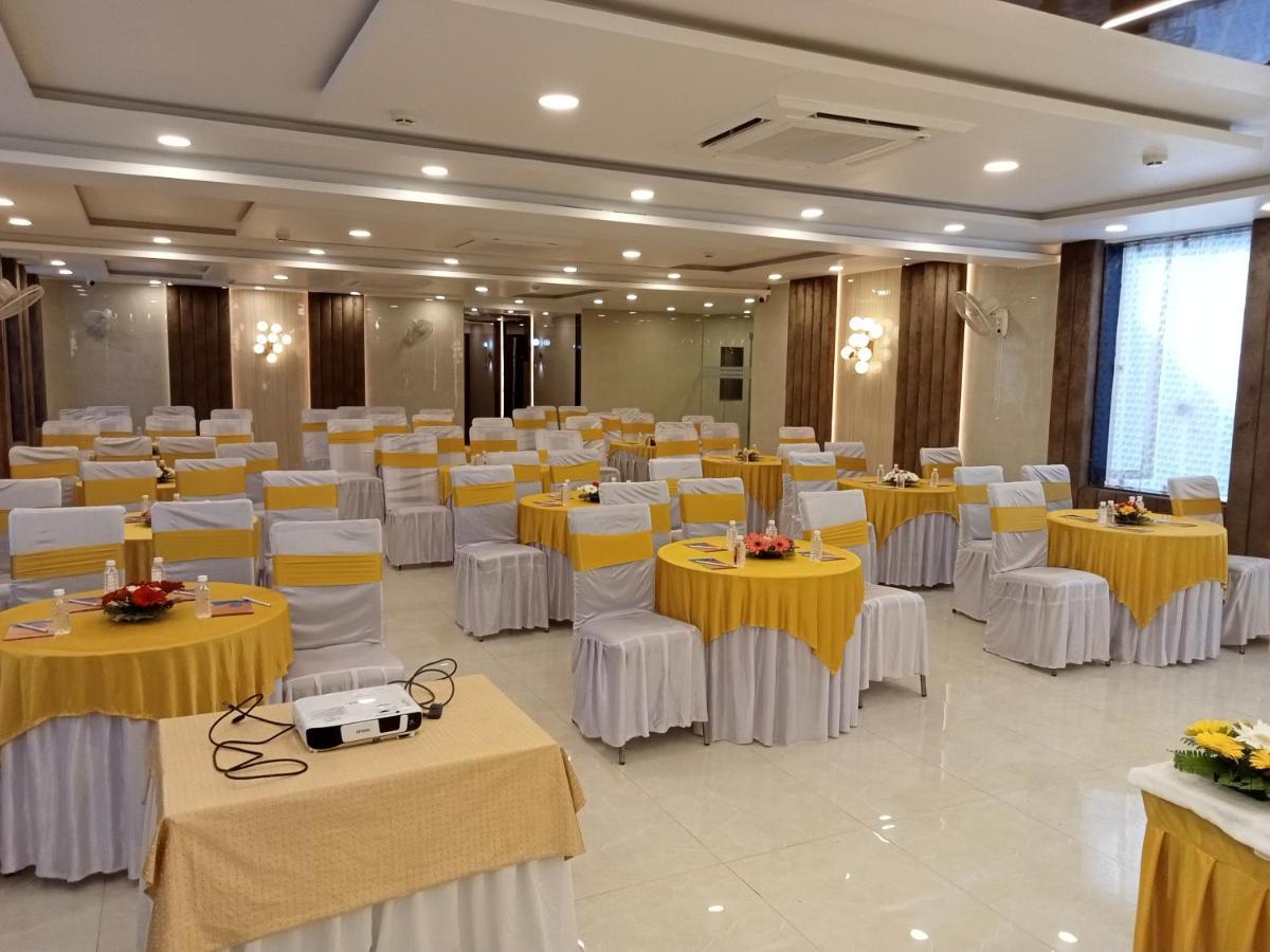 Nexus L In Charbagh Hotel Lucknow