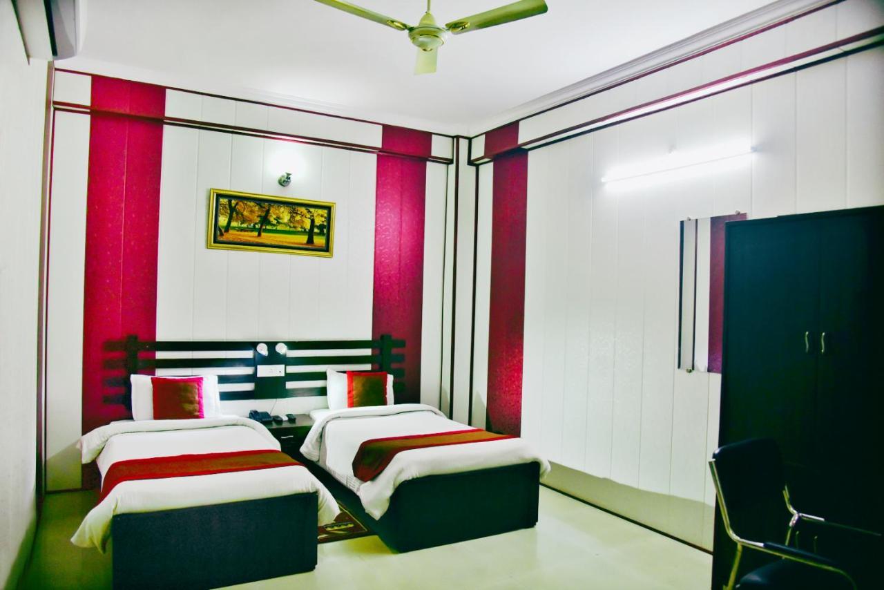 Hotel Nexus L In Charbagh