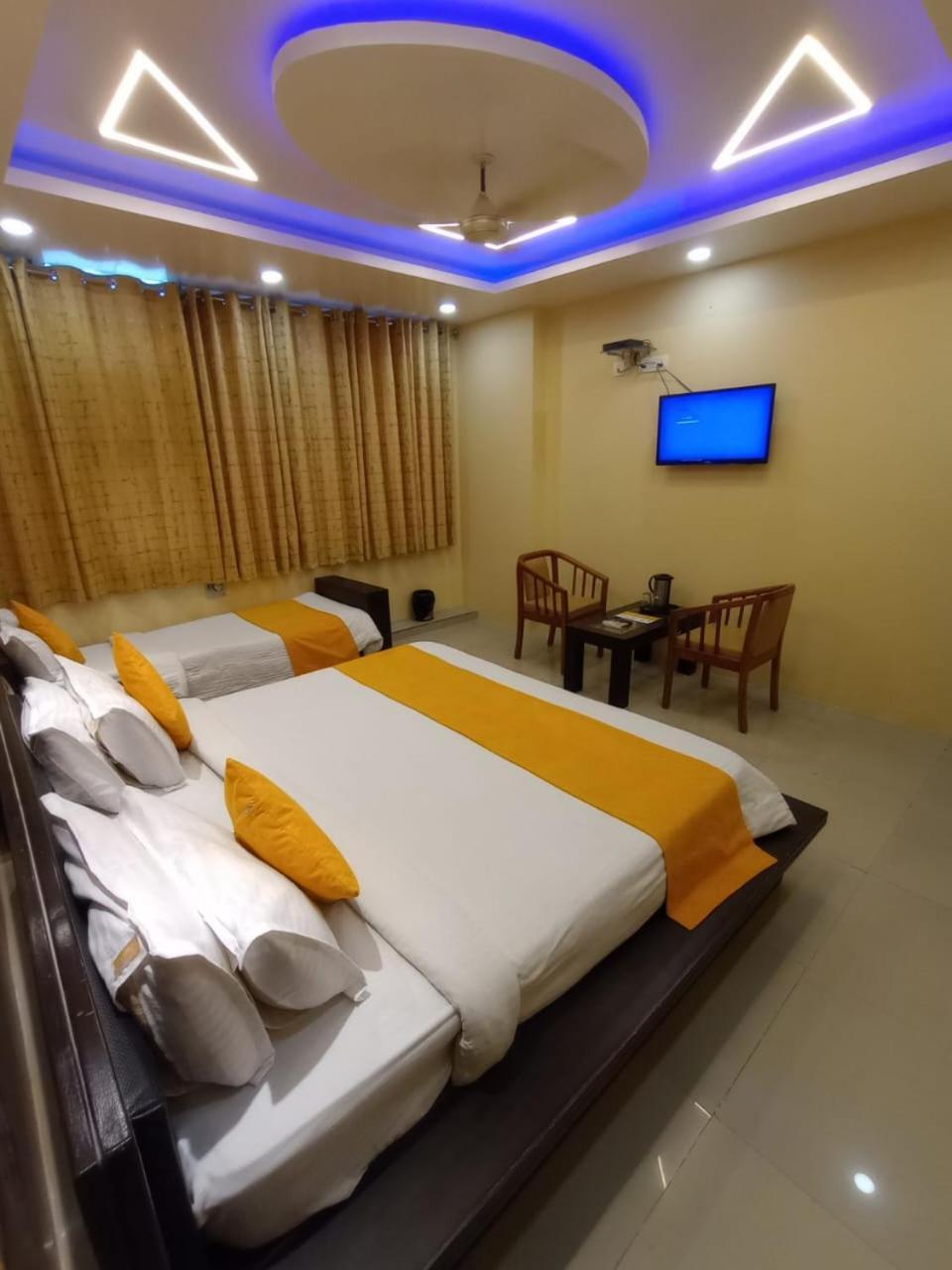 Hotel Nexus L In Charbagh